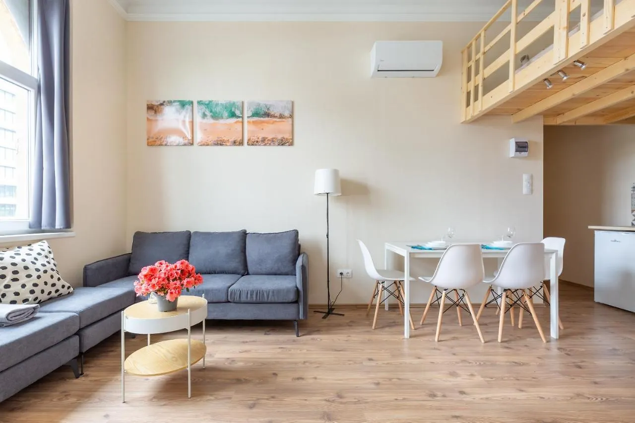 Mezzanine Apartments - Air Conditioned Studios Budapeszt