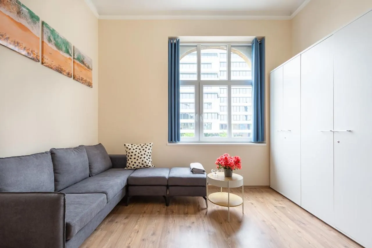 Mezzanine Apartments - Air Conditioned Studios Budapeszt