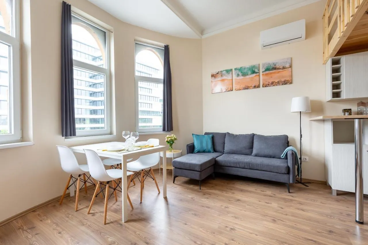 Mezzanine Apartments - Air Conditioned Studios Budapeszt