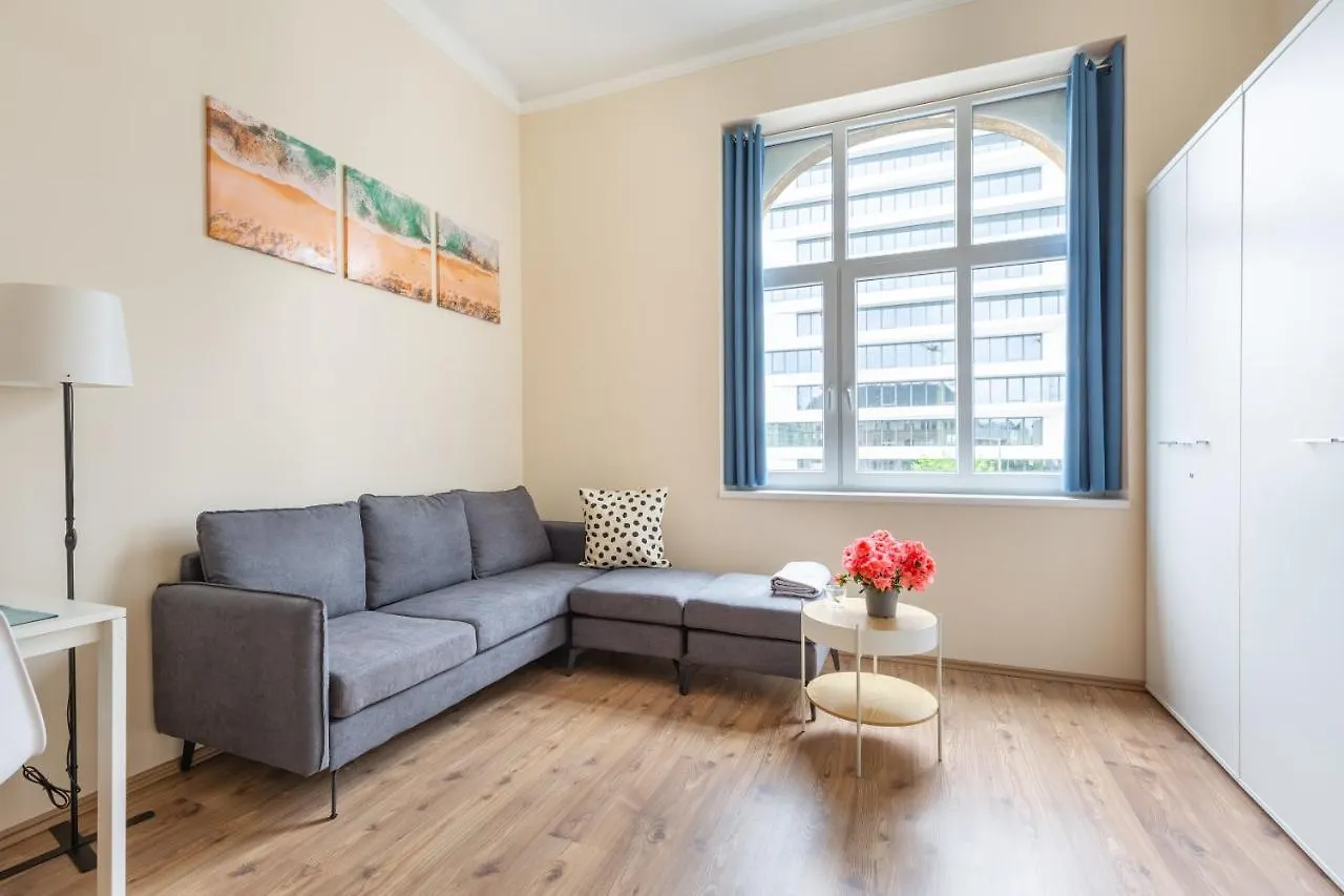 Mezzanine Apartments - Air Conditioned Studios Budapeszt