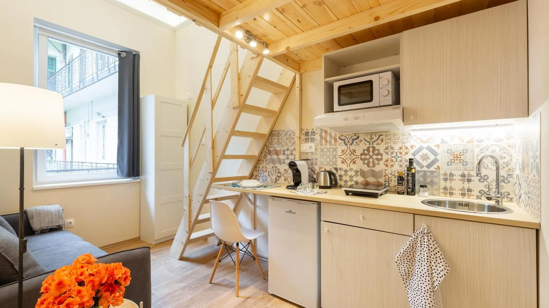 Mezzanine Apartments - Air Conditioned Studios Budapeszt