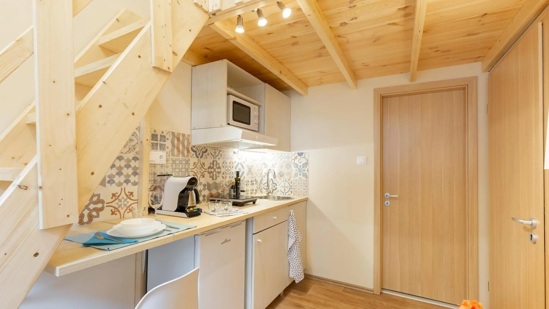 Mezzanine Apartments - Air Conditioned Studios Budapeszt Węgry